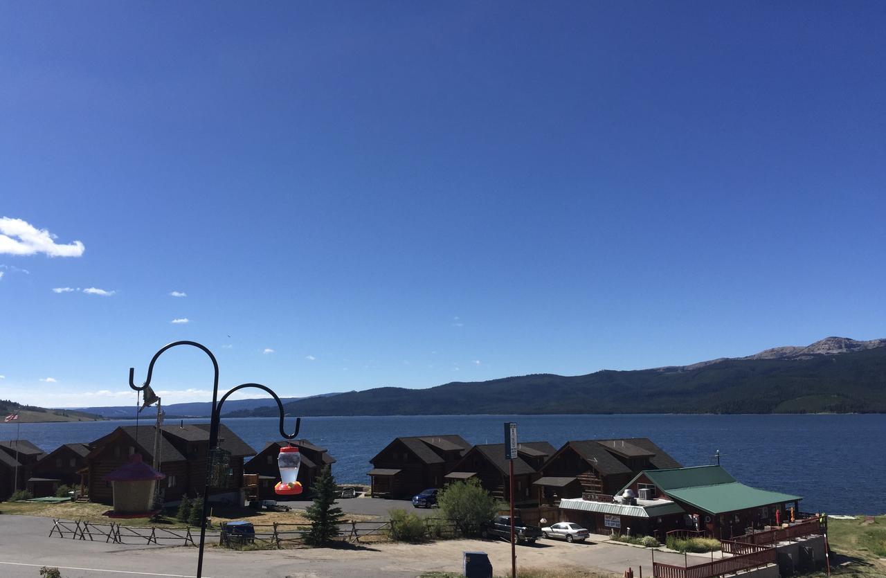 Lake View Suites Вест-Йеллоустоун Екстер'єр фото
